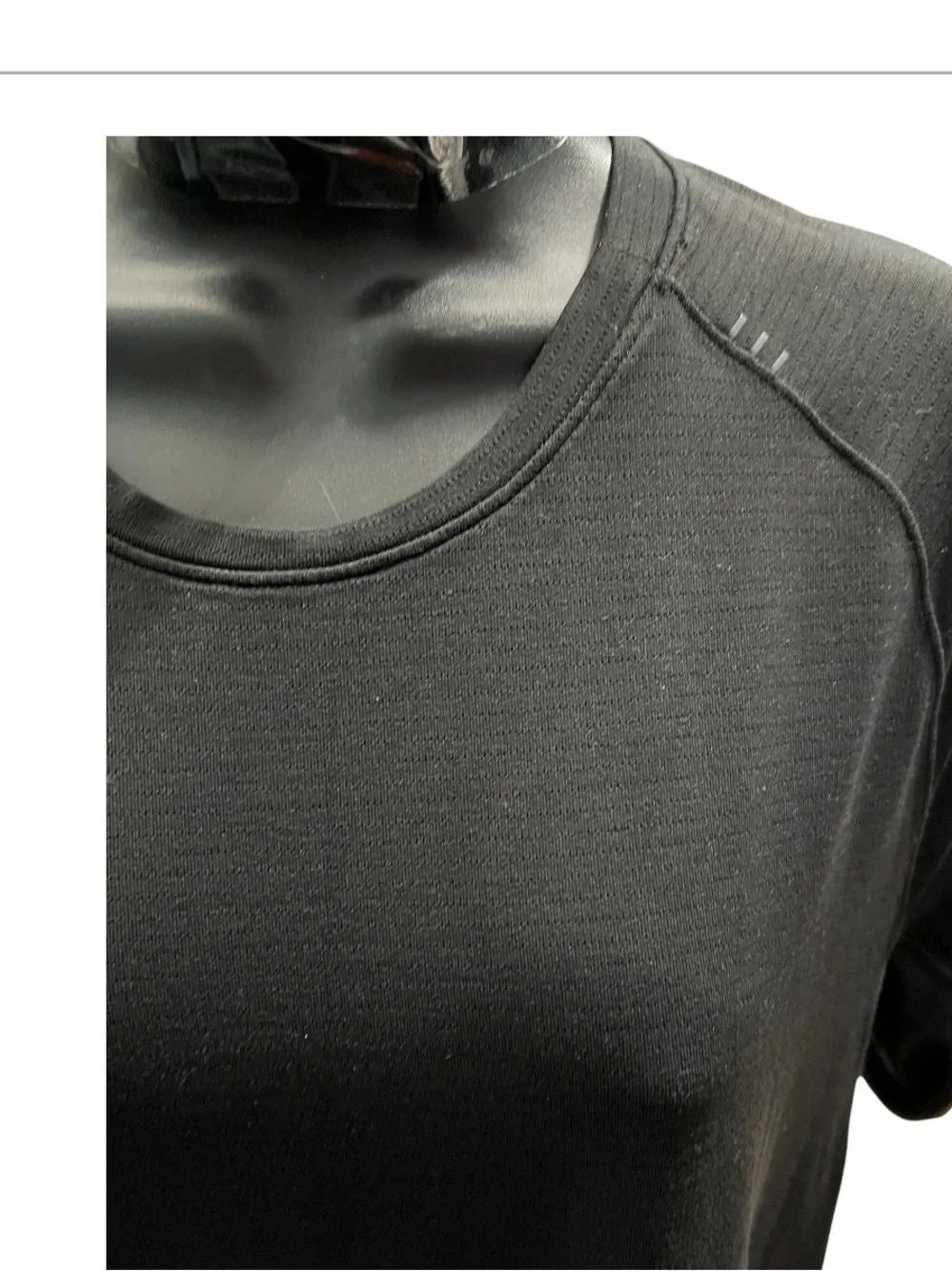 Lululemon - Picture 3 of 6